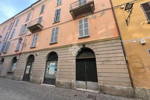 NEGOZIO A PINEROLO
