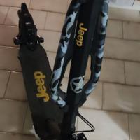 Monopattino elettrico jeep Adventure