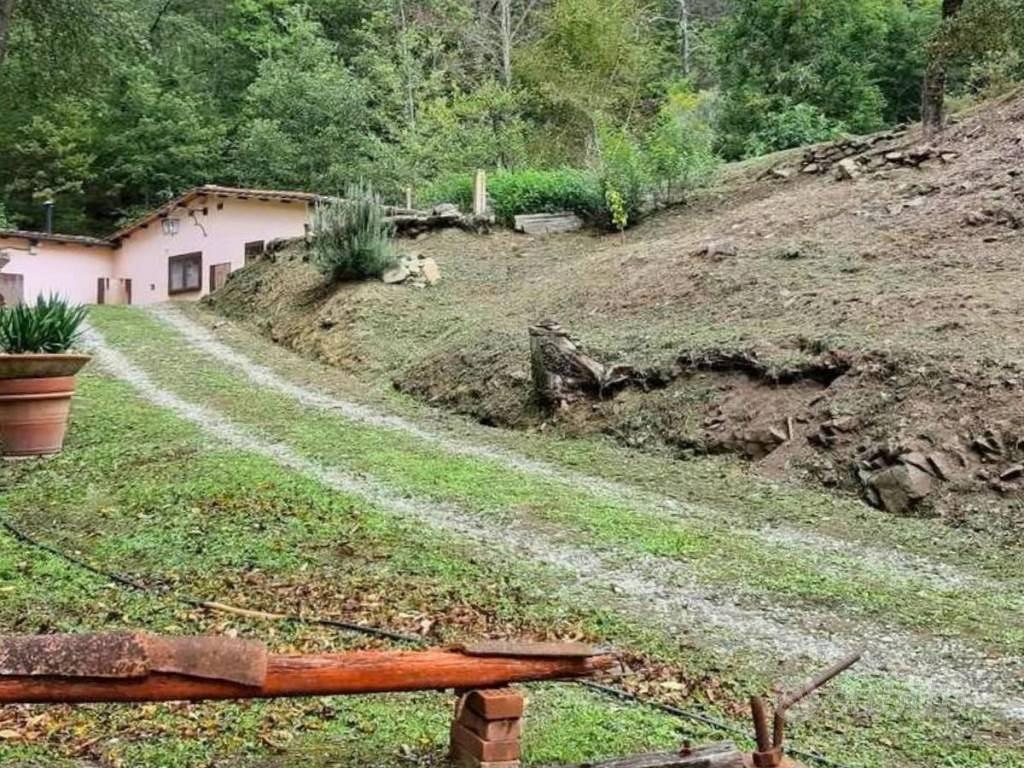 Rustico / Casale di 15130 m² a Anghiari - Vista 3