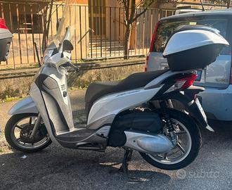 Honda SH 300  2015