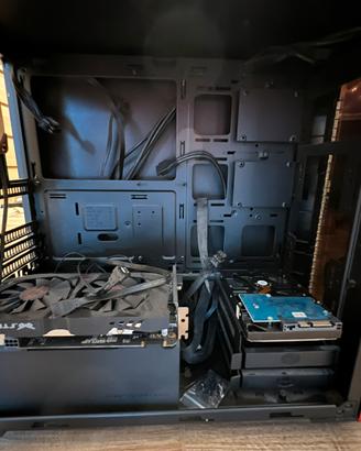 Case Cooler Master + GPU Nvidia + HDD + PSU