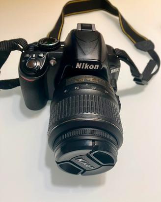 Macchina fotografica Nikon D3100