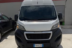 Peugeot Boxer 2000 HDI