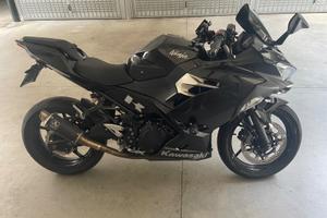 Kawasaki ninja 400
