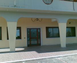 Locale commerciale uso ristorante, pub, pizzeria