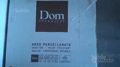 Gres mattonelle garage esterni grigio cemento DOM