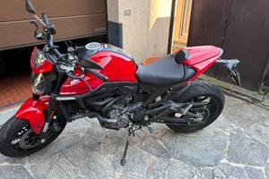 Ducati Monster 937 + - 2022 - 2500km