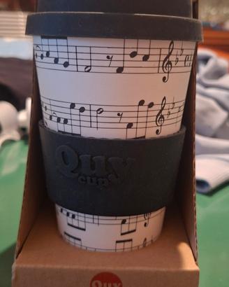 Tazza con decorazione musicale
