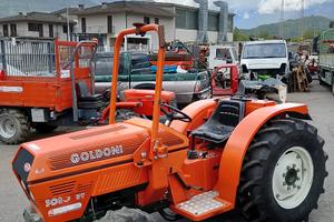 Trattore Goldoni 3050