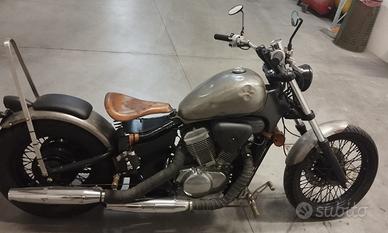Honda shadow 600 customizzata