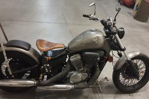 Honda shadow 600 customizzata