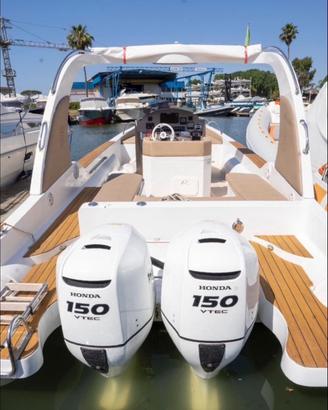 Gommone Revenger 28.70