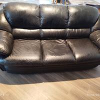 Divano nero vera pelle 3 posti