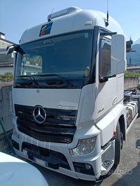 Mercedes Benz Actros 2548 scarrabile - anno 2015