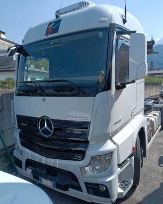 Mercedes Benz Actros 2548 scarrabile - anno 2015