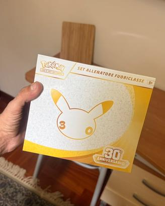 Etb 30º anniversario pokemon sealed