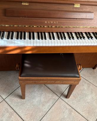 Pianoforte kawai cx-4