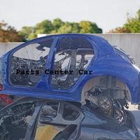 Scocca per ricambi e taglio lamiera Toyota Yaris