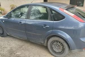 Ford Focus 1.6 benzina GPL