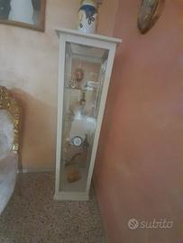 vetrina shabby 