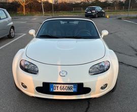 Mazda MX-5 Roadster Coupé 1.8L 16V Niseko