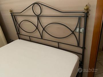 Letto matrimoniale 