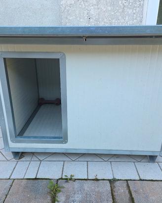 Cuccia coibentata per cani