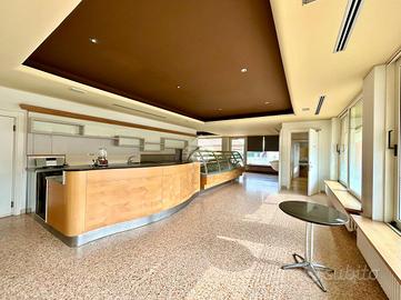 NEGOZIO A SAN MARTINO DI LUPARI