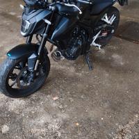 Cb 500 Hornet 5 500€ 2024 patente A2