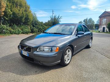 Volvo S60 2.4i benzina