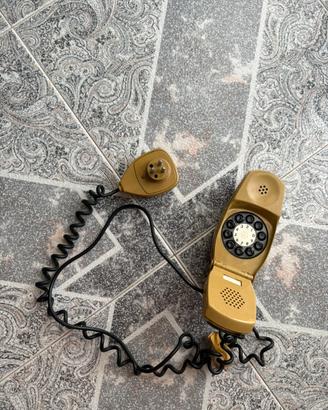 Telefono GRILLO