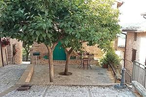 Casetta Nonna Augusta (Spello 9 km-Assisi 12 km)