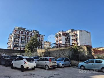 3 LOCALI A CASALNUOVO DI NAPOLI