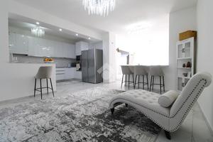 VILLA A SCHIERA CENTRALE A ALTAVILLA VICENTINA