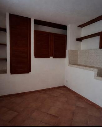 Monovano zona via conte di torino