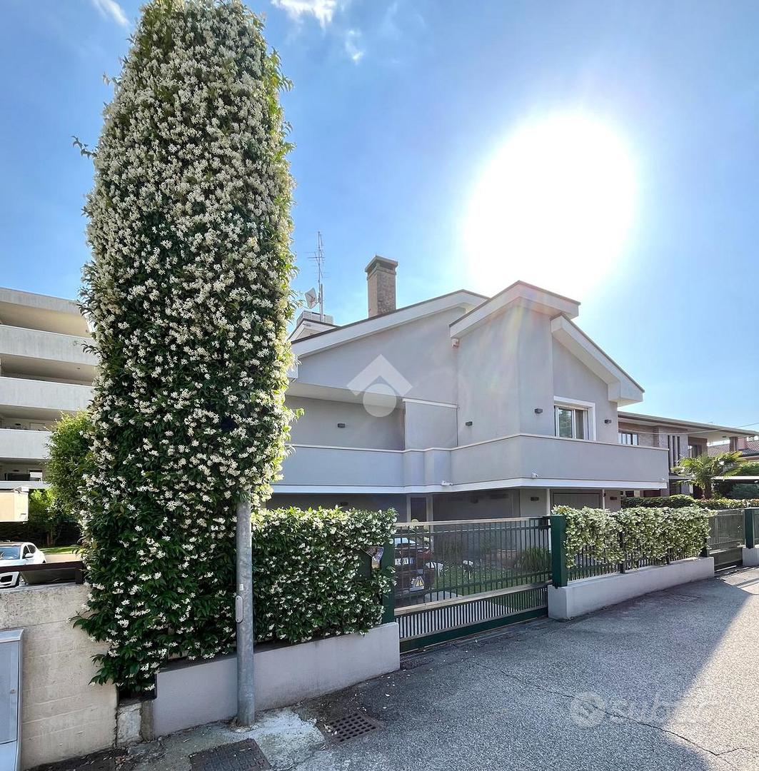 House in Padova, Crocifisso - Vista 2