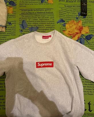 Box logo supreme