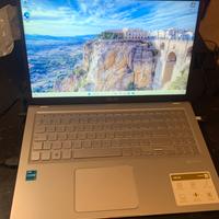 Asus vivobook intel core i3 11th come nuovo