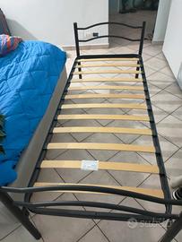 letto singolo con doghe 