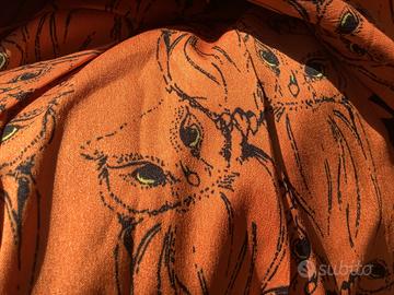 Abito stile retrò arancione con gufi