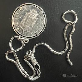 Ciondolo in argento con catena in argento