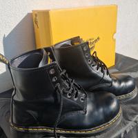 Dr.Martens