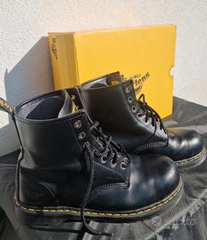 Dr.Martens