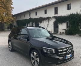 Mercedes GLB 200d 4 MATIC 2022