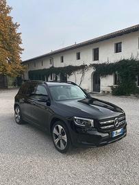 Mercedes GLB 200d 4 MATIC 2022