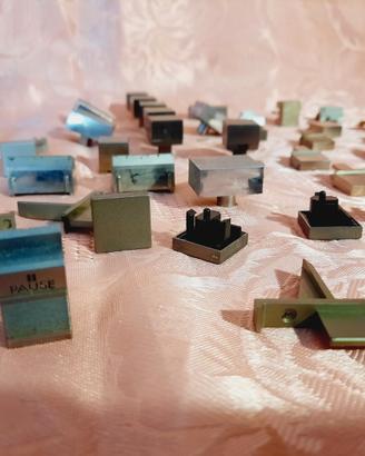 Pulsanti e tasti - ricambi per amplificatori ecc