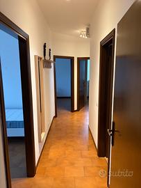 Stanze in Quadrilocale (n.3 - Affit No stagionale)