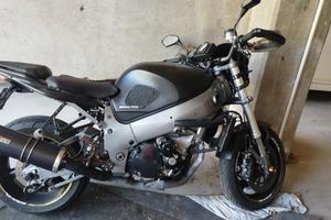 moto Yamaha 650 prezzo pagata 4500 euro 