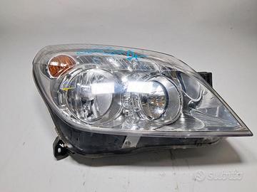084421140R FANALE ANTERIORE DEPO DX OPEL ASTRA (H)