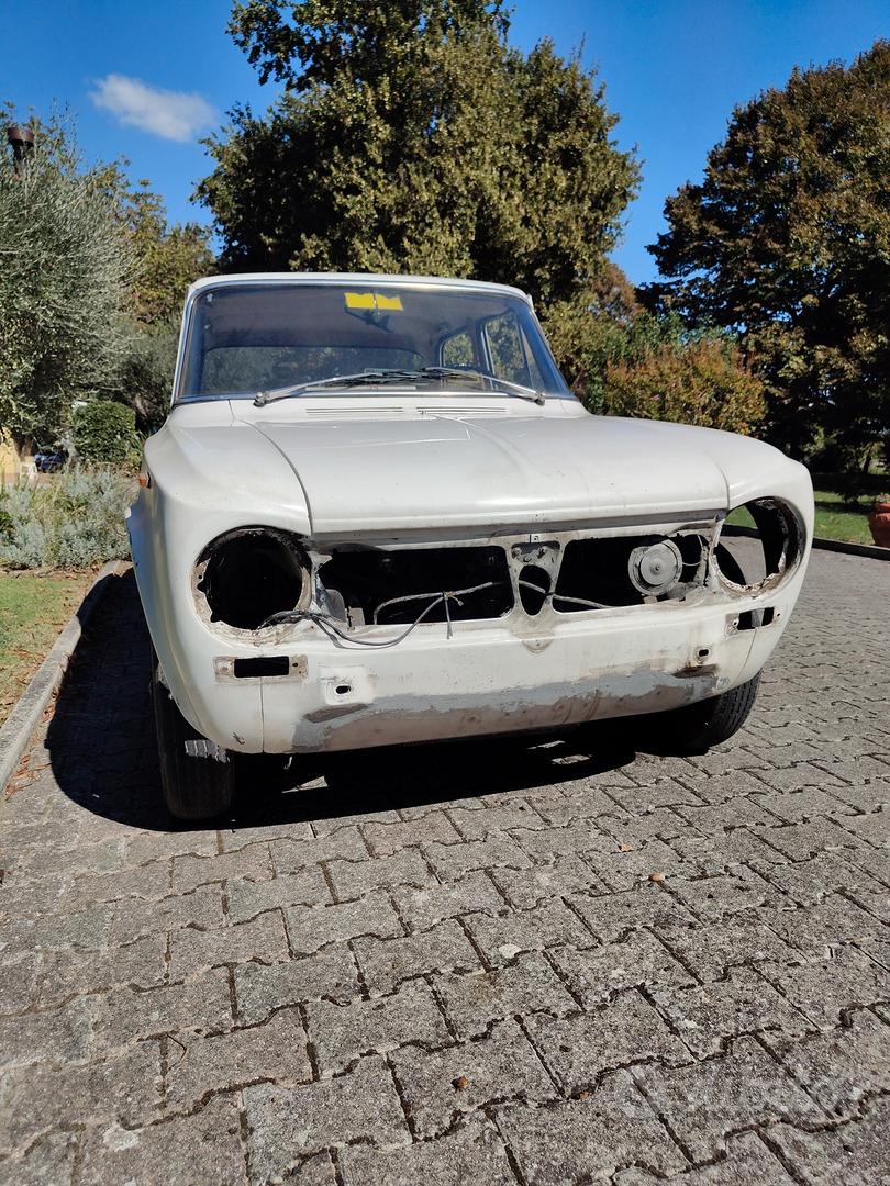 Alfa Romeo Giulia 1960 photo 4